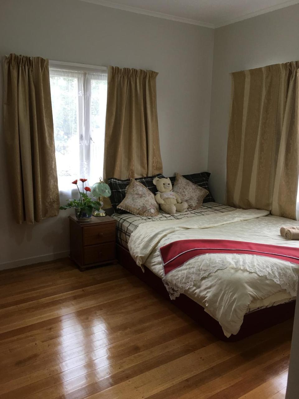 At Homestay Auckland Eksteriør bilde